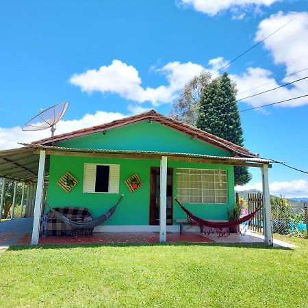 Gonçalves Casa Aconchegante Na Roca C/ Piscina/Churrasqueira מראה חיצוני תמונה