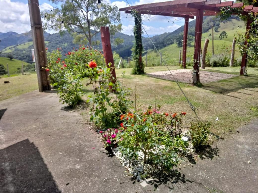 Gonçalves Casa Aconchegante Na Roca C/ Piscina/Churrasqueira מראה חיצוני תמונה